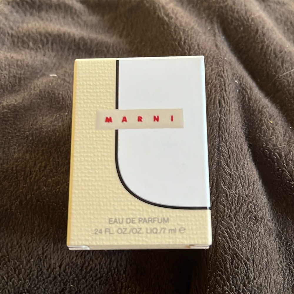 Mini fragrance bottle